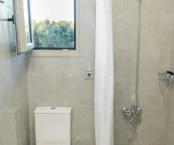 Holiday home Alonakia