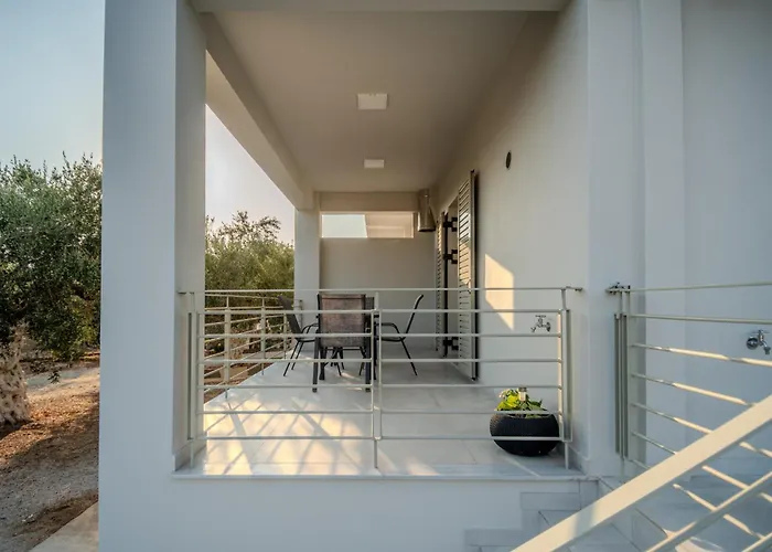 Holiday home Alonakia