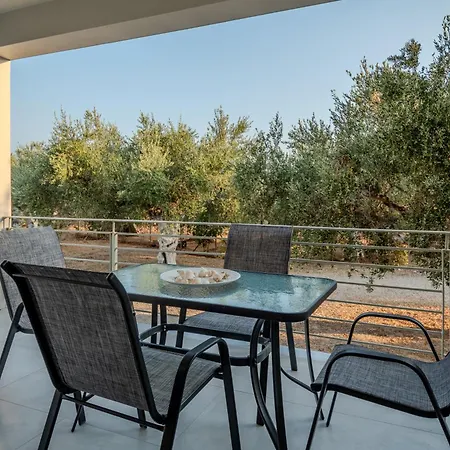 Alonakia Holiday home *