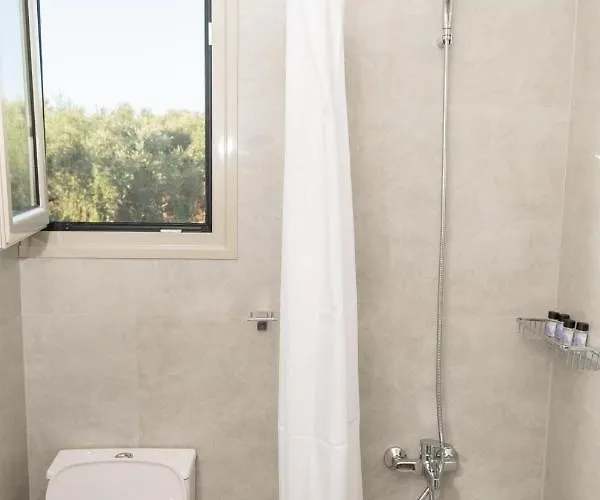 Alonakia Feriehus Filiatrá