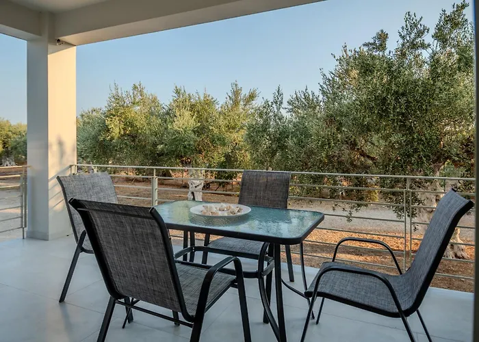 Alonakia Casa de Férias *